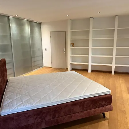 Historic Elegance And Modern Comfort アウグスブルク
