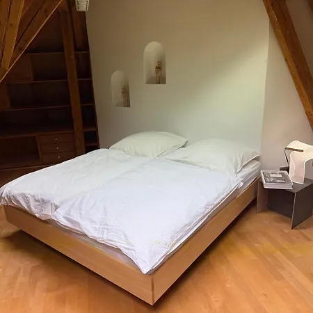 Вилла Historic Elegance And Modern Comfort *